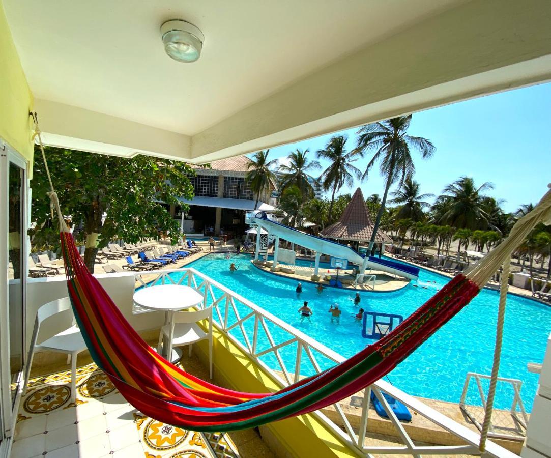 Hotel Las Americas Casa De Playa Cartagena Екстериор снимка Hammock on a balcony