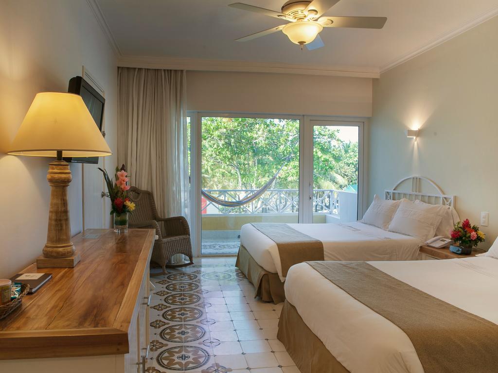 Hotel Las Americas Casa De Playa Cartagena Екстериор снимка